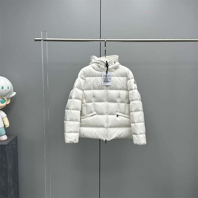 Moncler 몽클레어 Avoce 아보체 숏 다운 패딩 자켓 레플리카 12번 이미지 - 의류 | 세미샵 레플리카 사이트
