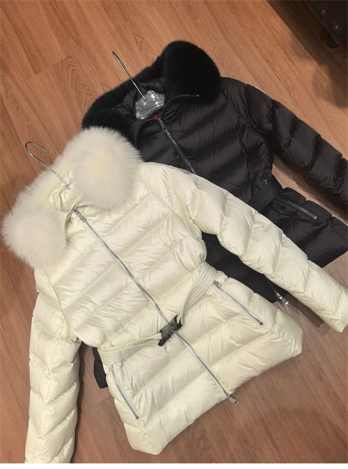 Moncler 몽클레어 Boed 폭스퍼 숏 다운 자켓 패딩 레플리카 5번 이미지 - 의류 | 세미샵 레플리카 사이트