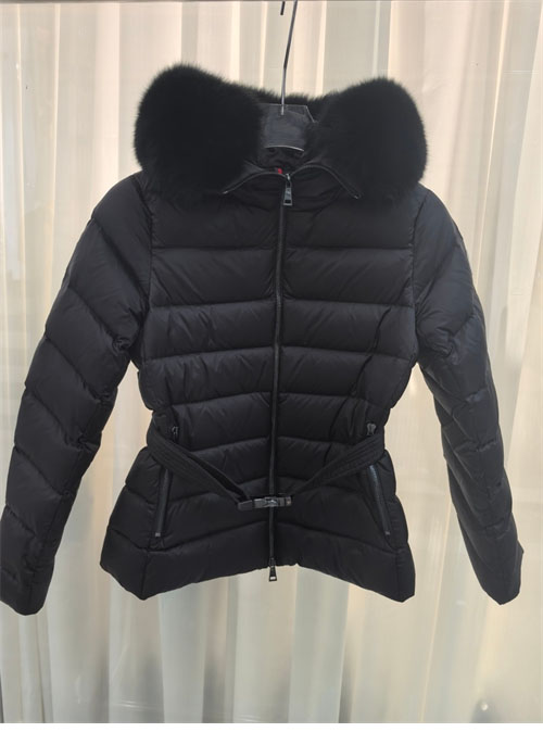 Moncler 몽클레어 Boed 폭스퍼 숏 다운 자켓 패딩 레플리카 9번 이미지 - 의류 | 세미샵 레플리카 사이트