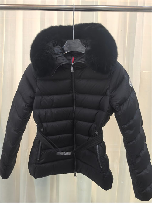 Moncler 몽클레어 Boed 폭스퍼 숏 다운 자켓 패딩 레플리카 13번 이미지 - 의류 | 세미샵 레플리카 사이트