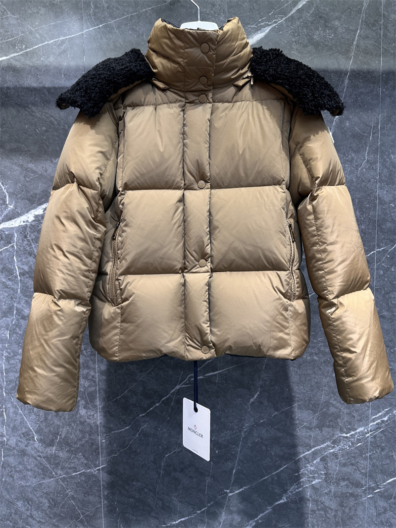 Moncler 몽클레어 Castelnou 카스텔노우 스퀘어 퀼팅 후드 숏 다운 패딩 자켓 레플리카 5번 이미지 - 의류 | 세미샵 레플리카 사이트