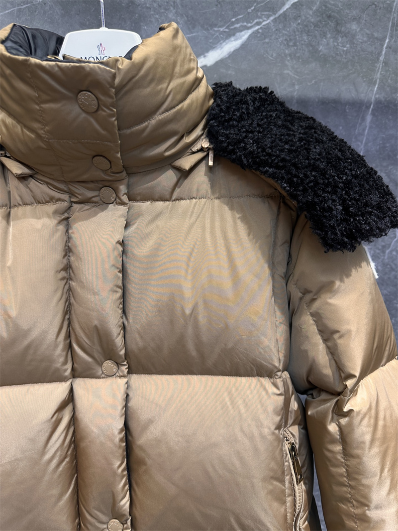 Moncler 몽클레어 Castelnou 카스텔노우 스퀘어 퀼팅 후드 숏 다운 패딩 자켓 레플리카 6번 이미지 - 의류 | 세미샵 레플리카 사이트