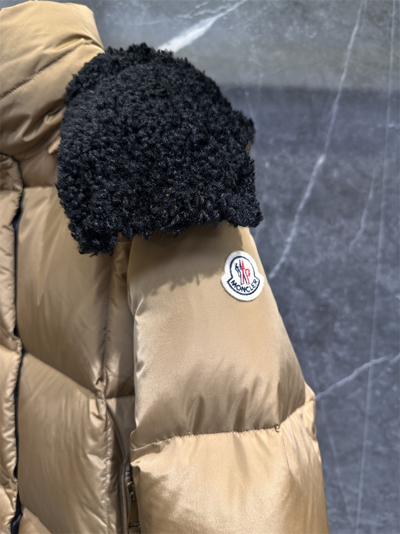 Moncler 몽클레어 Castelnou 카스텔노우 스퀘어 퀼팅 후드 숏 다운 패딩 자켓 레플리카 8번 이미지 - 의류 | 세미샵 레플리카 사이트