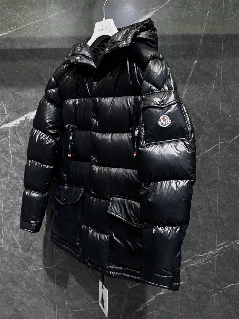 Moncler 몽클레어 Chiablese 키아블라세 숏 다운 패딩 자켓 레플리카 8번 이미지 - 의류 | 세미샵 레플리카 사이트