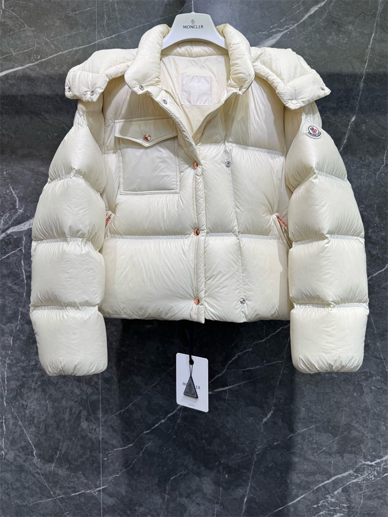 Moncler 몽클레어 Erea 에레아 퀼팅 숏 다운 패딩 자켓 레플리카 16번 이미지 - 의류 | 세미샵 레플리카 사이트