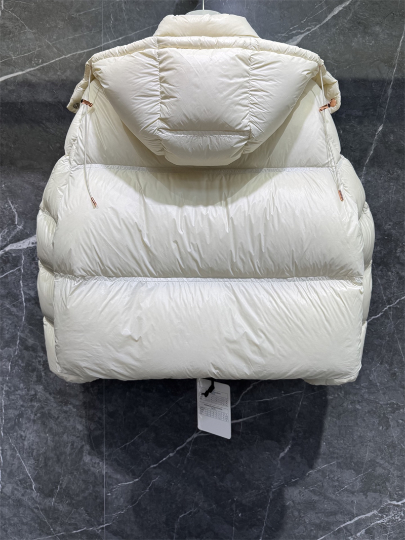 Moncler 몽클레어 Erea 에레아 퀼팅 숏 다운 패딩 자켓 레플리카 18번 이미지 - 의류 | 세미샵 레플리카 사이트