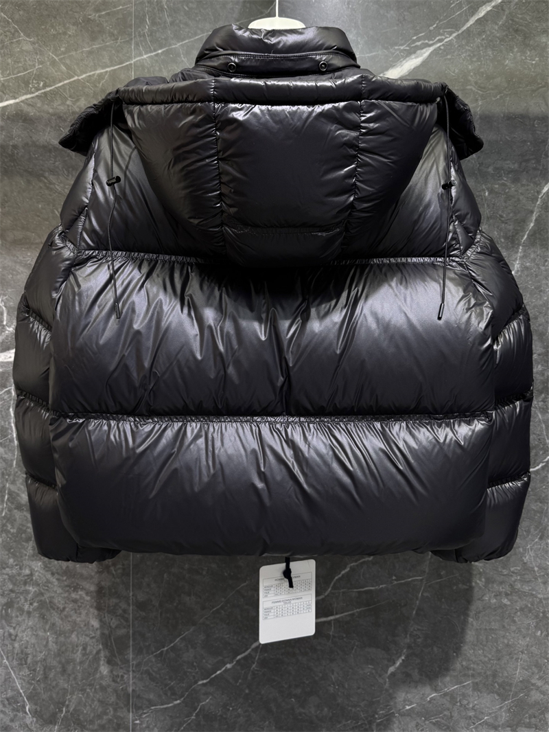 Moncler 몽클레어 Erea 에레아 퀼팅 숏 다운 패딩 자켓 레플리카 21번 이미지 - 의류 | 세미샵 레플리카 사이트