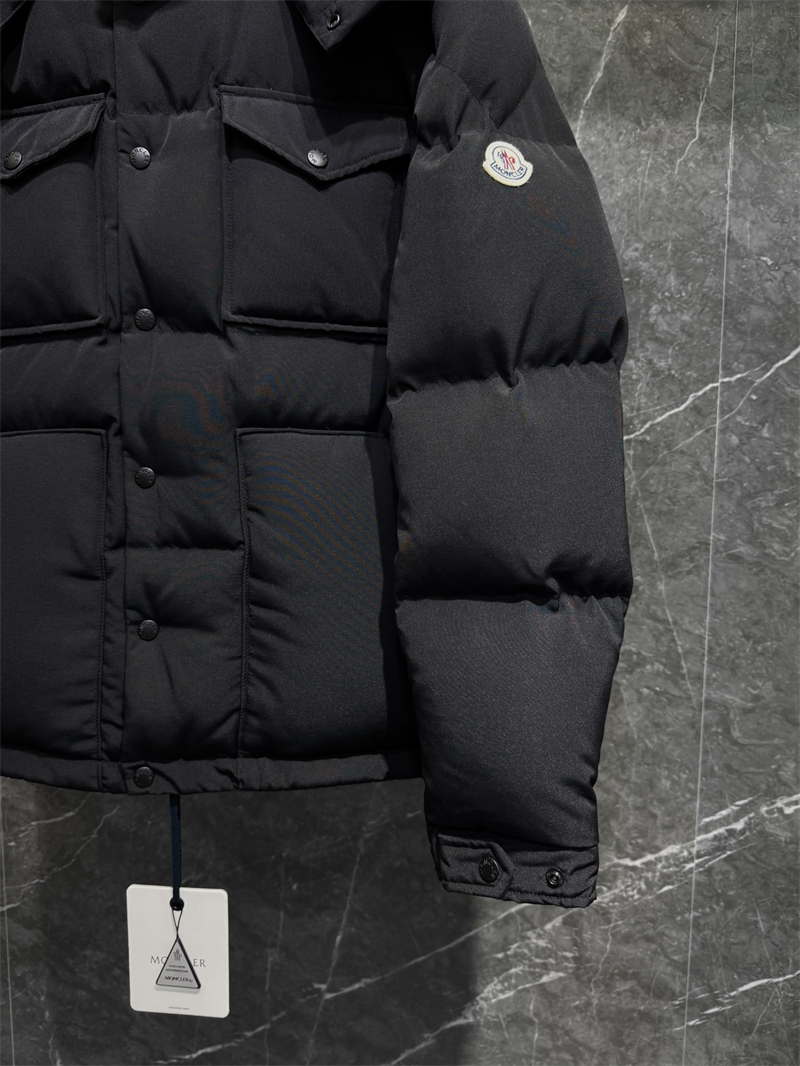 Moncler 몽클레어 Fornas 포르나스 숏 다운 패딩 자켓 레플리카 6번 이미지 - 의류 | 세미샵 레플리카 사이트