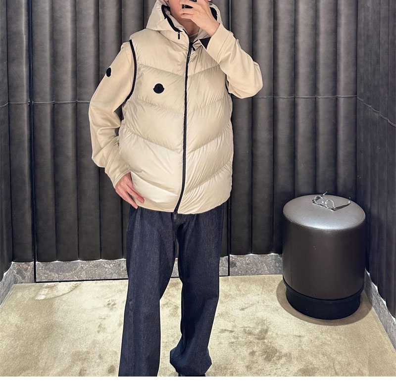 Moncler 몽클레어 Guersac 게르삭 퀼팅 후드 다운 패딩 베스트 조끼 레플리카 7번 이미지 - 의류 | 세미샵 레플리카 사이트