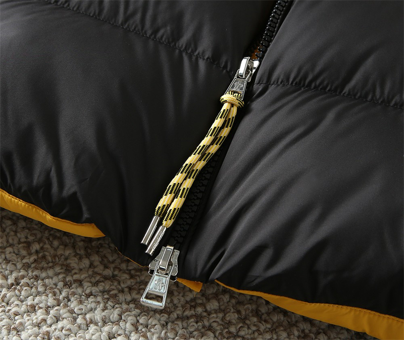 Moncler 몽클레어 Katmai 카트마이 숏 다운 패딩 자켓 레플리카 9번 이미지 - 의류 | 세미샵 레플리카 사이트