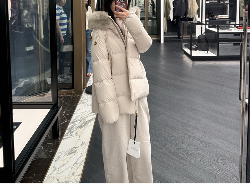 Moncler 몽클레어 Laichefur 라이체퍼 다운 패딩 자켓 레플리카 14번 이미지 - 의류 | 세미샵 레플리카 사이트