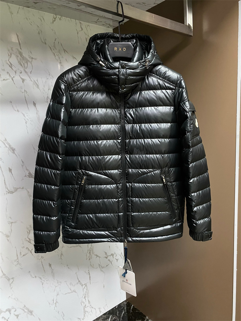 Moncler 몽클레어 Lauros 라우로스 숏 후드 다운 패딩 자켓 레플리카 2번 이미지 - 의류 | 세미샵 레플리카 사이트