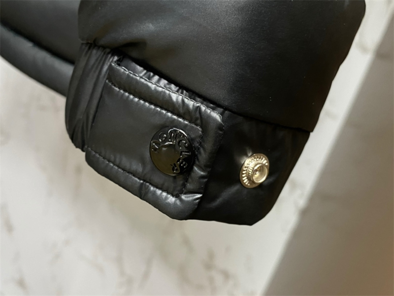 Moncler 몽클레어 Lauros 라우로스 숏 후드 다운 패딩 자켓 레플리카 8번 이미지 - 의류 | 세미샵 레플리카 사이트