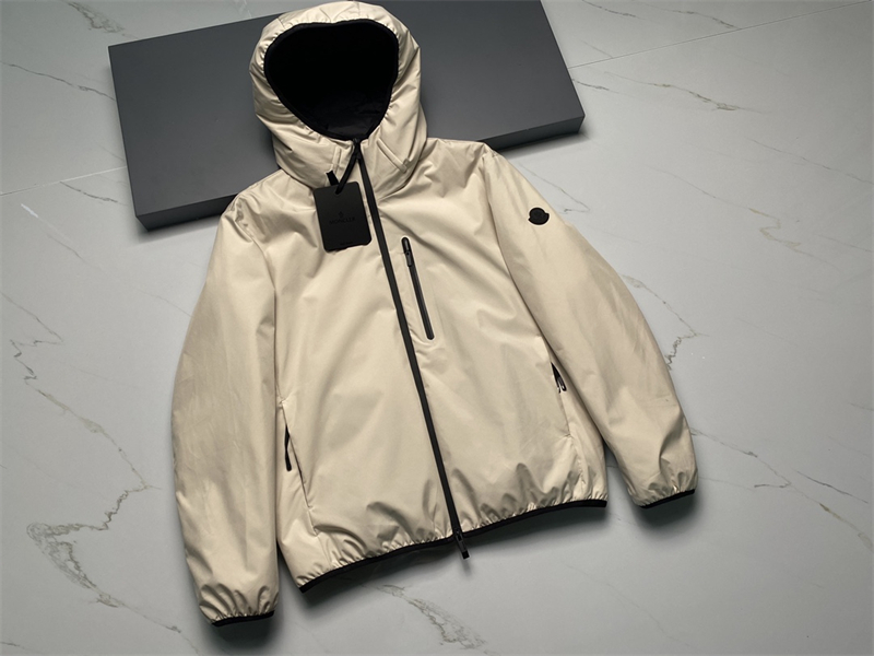 Moncler 몽클레어 Lausfer 라우스퍼 다운 자켓 레플리카 11번 이미지 - 의류 | 세미샵 레플리카 사이트