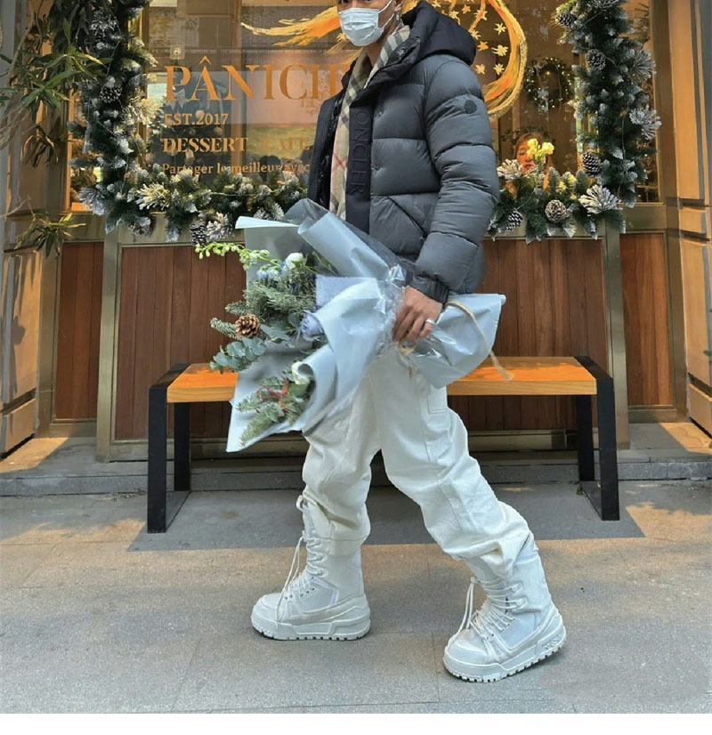 Moncler 몽클레어 Madeira 마데이라 숏 다운 패딩 자켓 레플리카 3번 이미지 - 의류 | 세미샵 레플리카 사이트