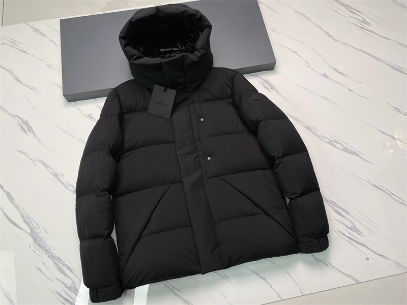 Moncler 몽클레어 Madeira 마데이라 숏 다운 패딩 자켓 레플리카 28번 이미지 - 의류 | 세미샵 레플리카 사이트