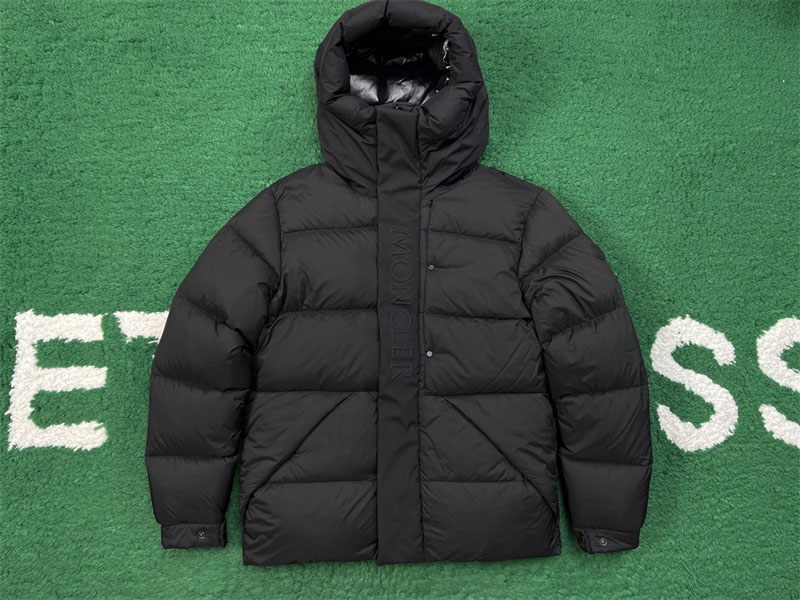 Moncler 몽클레어 Madeira 마데이라 숏 다운 패딩 자켓 레플리카 7번 이미지 - 의류 | 세미샵 레플리카 사이트