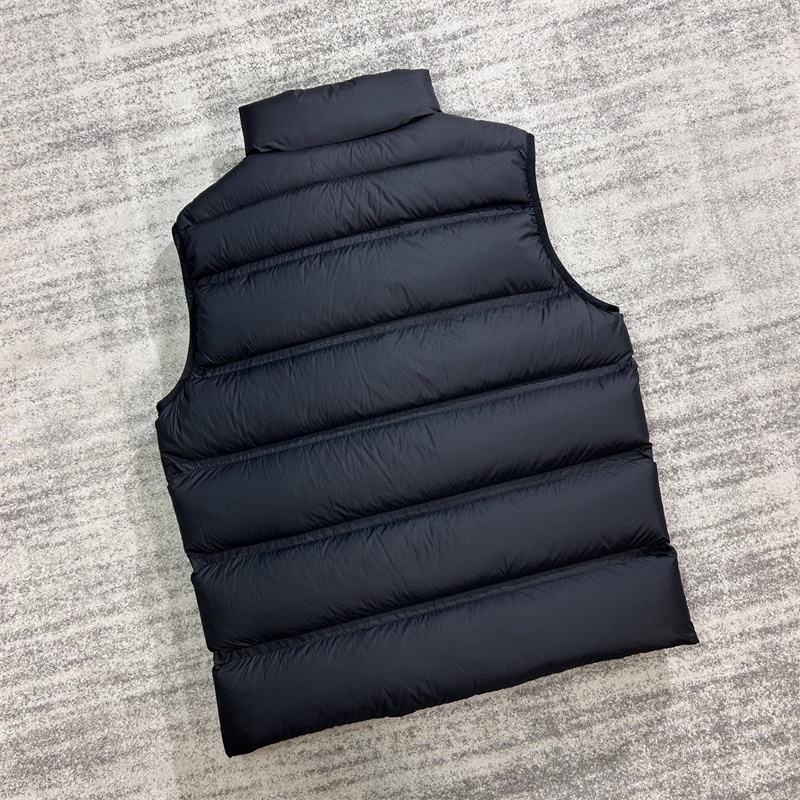 Moncler 몽클레어 Matt 매트 다운 패딩 베스트 조끼 레플리카 28번 이미지 - 의류 | 세미샵 레플리카 사이트