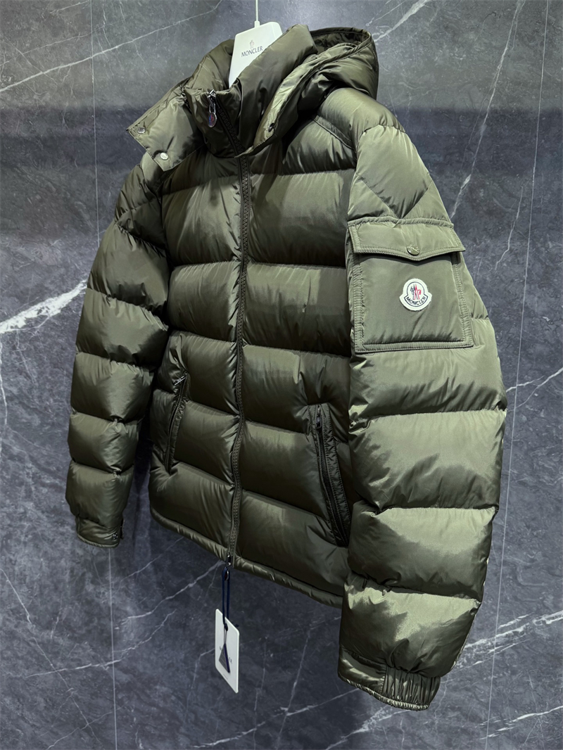 Moncler 몽클레어 Maya 마야 숏 다운 패딩 자켓 레플리카 7번 이미지 - 의류 | 세미샵 레플리카 사이트