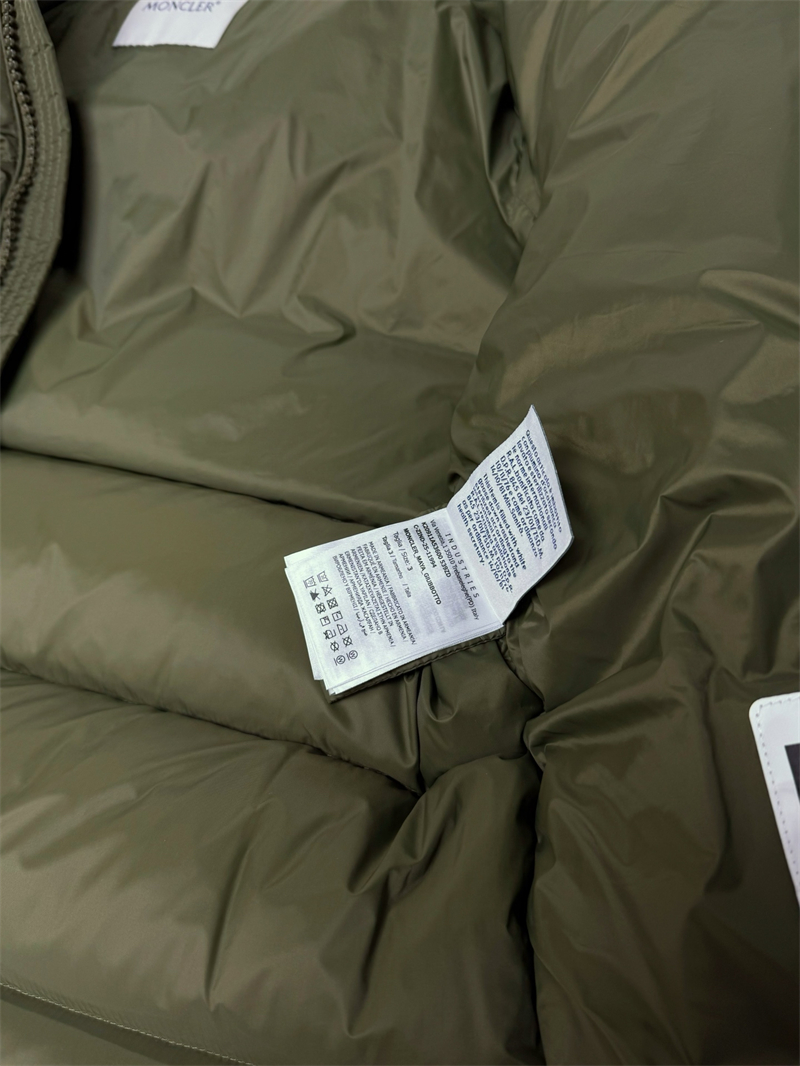 Moncler 몽클레어 Maya 마야 숏 다운 패딩 자켓 레플리카 9번 이미지 - 의류 | 세미샵 레플리카 사이트