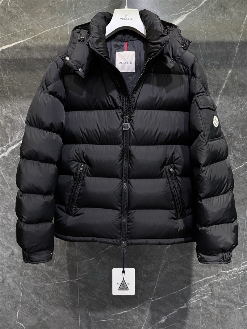 Moncler 몽클레어 Maya 마야 숏 다운 패딩 자켓 레플리카 13번 이미지 - 의류 | 세미샵 레플리카 사이트