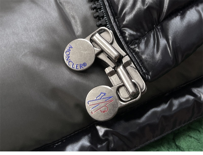 Moncler 몽클레어 Maya 마야 숏 다운 패딩 자켓 레플리카 10번 이미지 - 의류 | 세미샵 레플리카 사이트