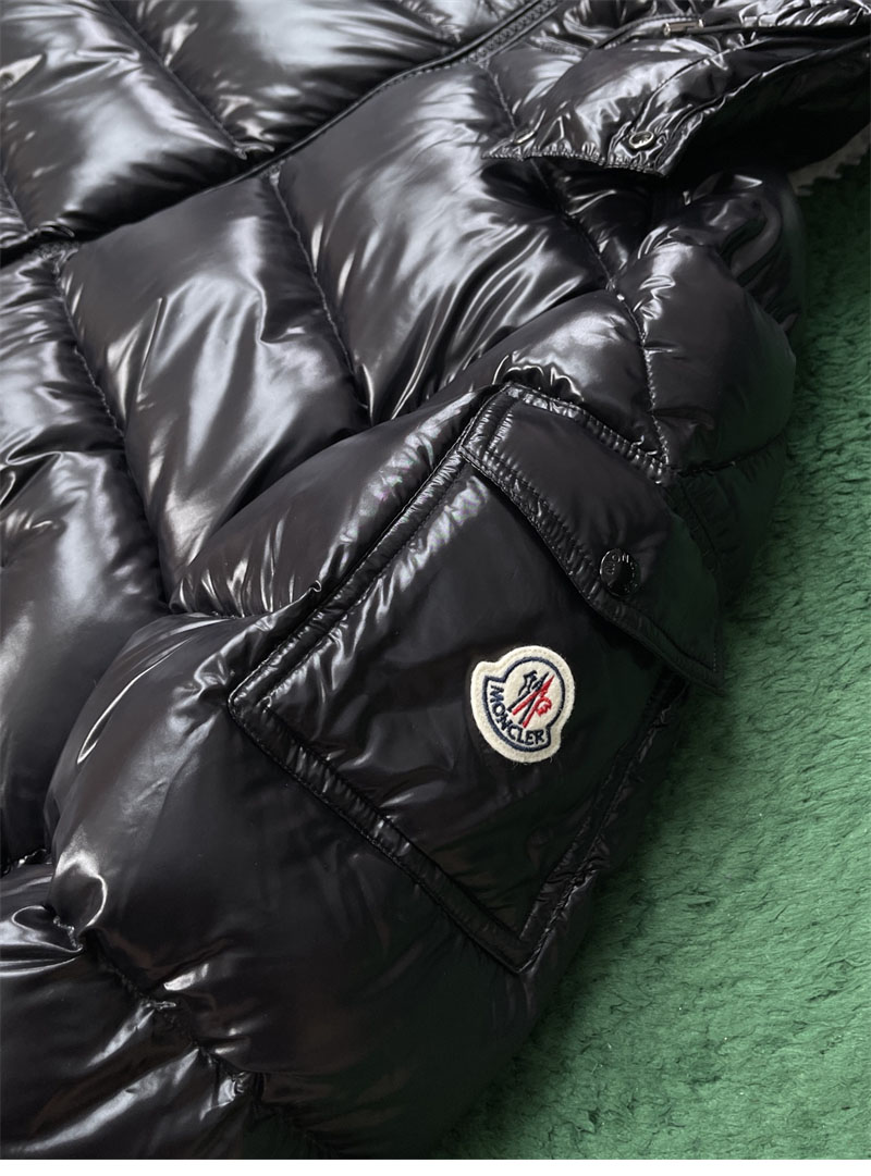 Moncler 몽클레어 Maya 마야 숏 다운 패딩 자켓 레플리카 13번 이미지 - 의류 | 세미샵 레플리카 사이트