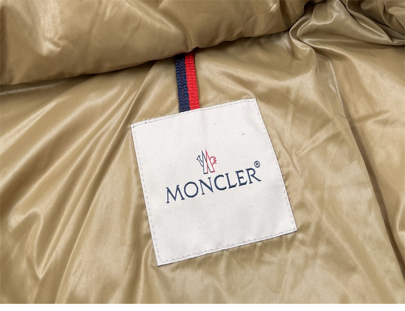 Moncler 몽클레어 Parana 파라나 후드 숏 다운 패딩 자켓 레플리카 13번 이미지 - 의류 | 세미샵 레플리카 사이트