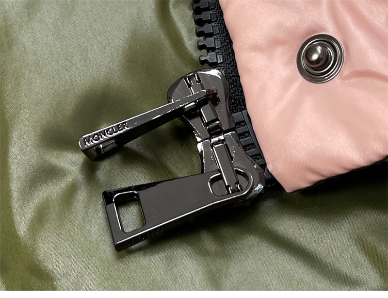 Moncler 몽클레어 Parana 파라나 후드 숏 다운 패딩 자켓 레플리카 25번 이미지 - 의류 | 세미샵 레플리카 사이트