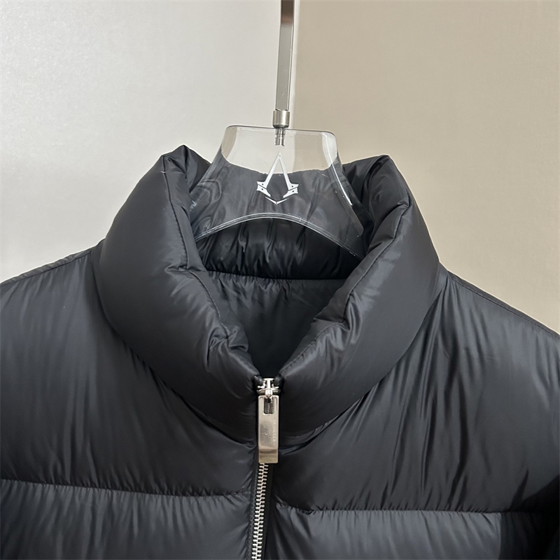 Moncler 몽클레어 Tarn 타른 숏 다운 패딩 자켓 레플리카 2번 이미지 - 의류 | 세미샵 레플리카 사이트