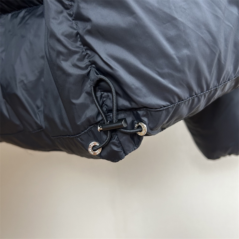 Moncler 몽클레어 Tarn 타른 숏 다운 패딩 자켓 레플리카 6번 이미지 - 의류 | 세미샵 레플리카 사이트