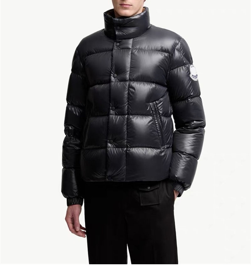 Moncler 몽클레어 Tripiti 트리피티 숏 다운 자켓 레플리카 3번 이미지 - 의류 | 세미샵 레플리카 사이트