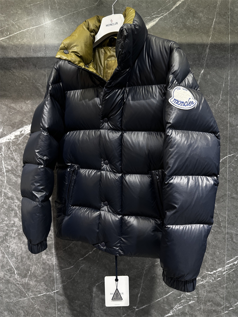 Moncler 몽클레어 Tripiti 트리피티 숏 다운 자켓 레플리카 7번 이미지 - 의류 | 세미샵 레플리카 사이트