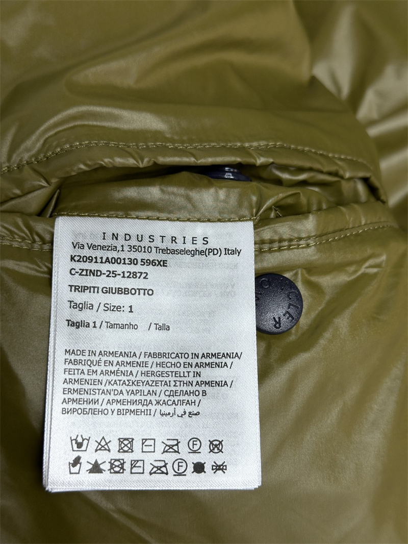 Moncler 몽클레어 Tripiti 트리피티 숏 다운 자켓 레플리카 12번 이미지 - 의류 | 세미샵 레플리카 사이트