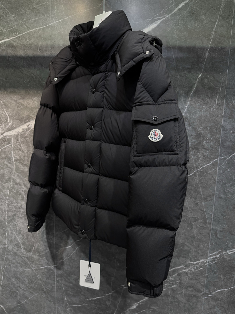 Moncler 몽클레어 Vezere 베제르 다운 패딩 자켓 레플리카 6번 이미지 - 의류 | 세미샵 레플리카 사이트
