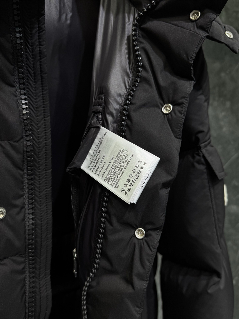 Moncler 몽클레어 Vezere 베제르 다운 패딩 자켓 레플리카 12번 이미지 - 의류 | 세미샵 레플리카 사이트