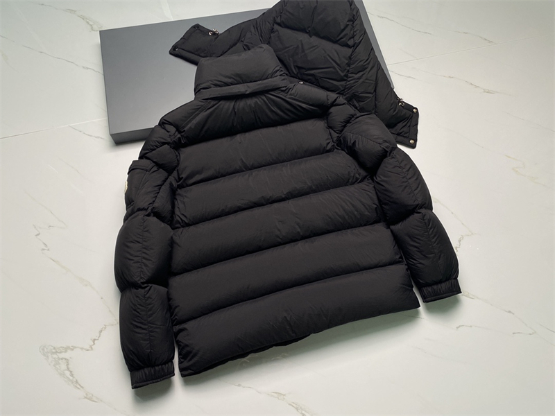 Moncler 몽클레어 Vezere 베제르 다운 패딩 자켓 레플리카 30번 이미지 - 의류 | 세미샵 레플리카 사이트