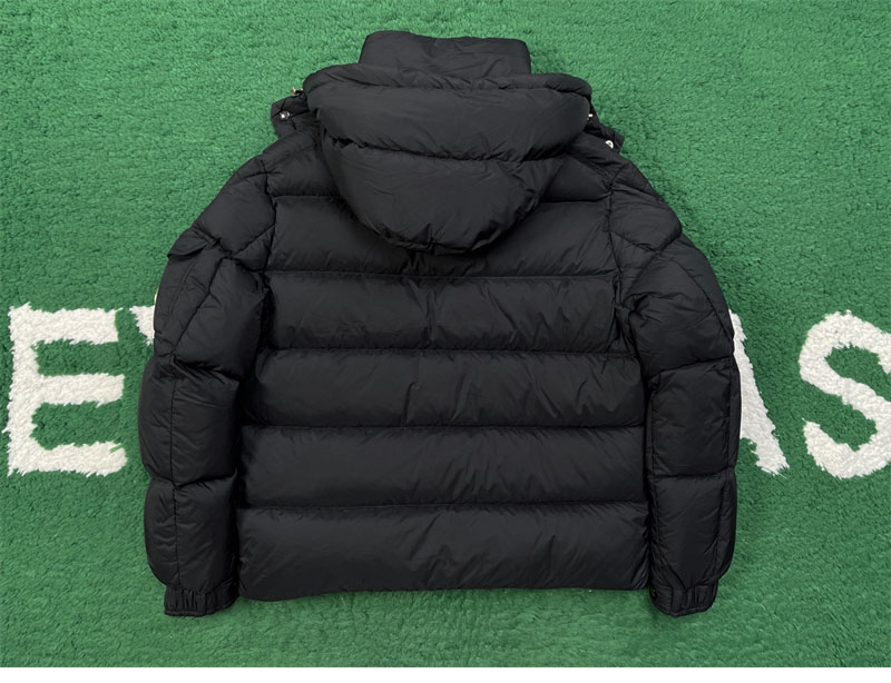 Moncler 몽클레어 Vezere 베제르 다운 패딩 자켓 레플리카 6번 이미지 - 의류 | 세미샵 레플리카 사이트