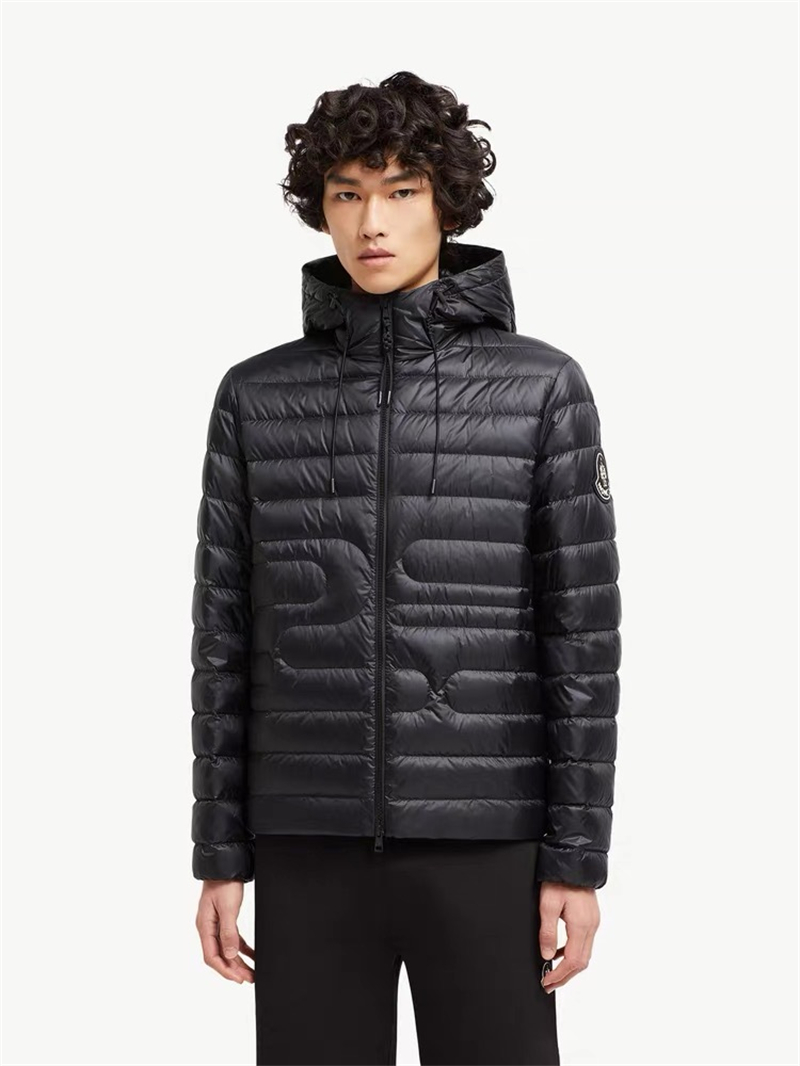 Moncler 몽클레어 Xiaoxu 샤오수 다운 패딩 자켓 레플리카 2번 이미지 - 의류 | 세미샵 레플리카 사이트