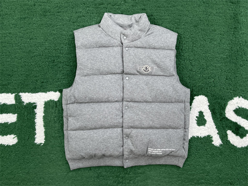 Moncler 몽클레어 x 프라그먼트 코튼 다운 질레 레플리카 5번 이미지 - 의류 | 세미샵 레플리카 사이트