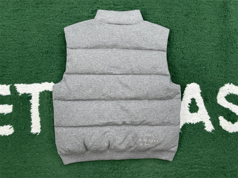 Moncler 몽클레어 x 프라그먼트 코튼 다운 질레 레플리카 6번 이미지 - 의류 | 세미샵 레플리카 사이트