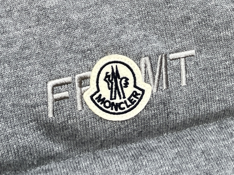 Moncler 몽클레어 x 프라그먼트 코튼 다운 질레 레플리카 8번 이미지 - 의류 | 세미샵 레플리카 사이트