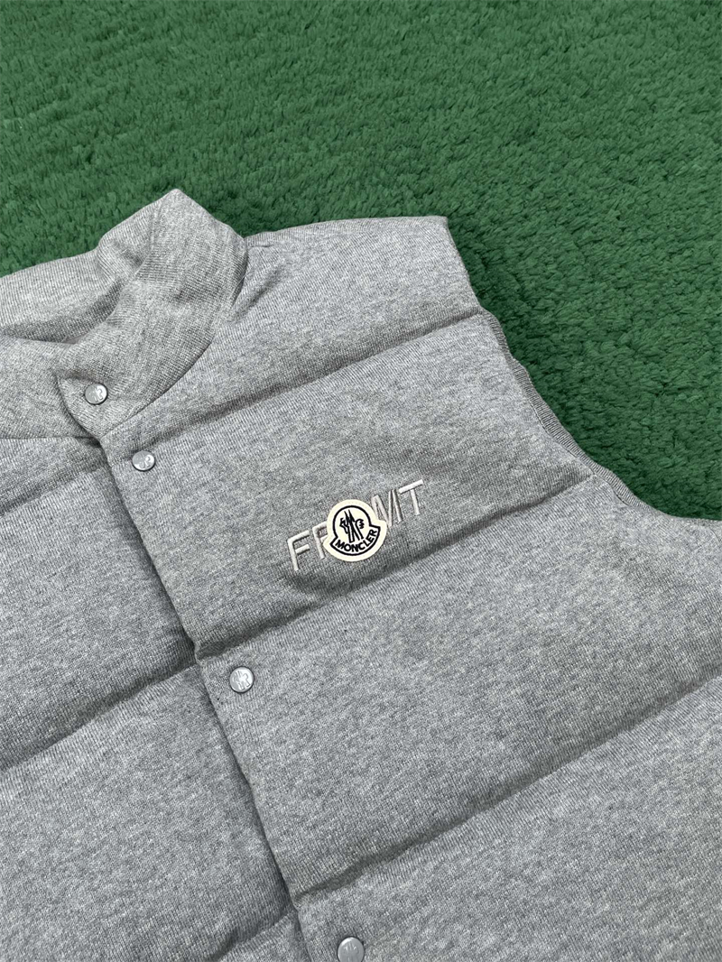 Moncler 몽클레어 x 프라그먼트 코튼 다운 질레 레플리카 9번 이미지 - 의류 | 세미샵 레플리카 사이트