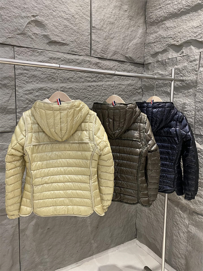 Moncler 몽클레어 그레노블 Karura 카루라 후드 숏 다운 자켓 레플리카 6번 이미지 - 의류 | 세미샵 레플리카 사이트