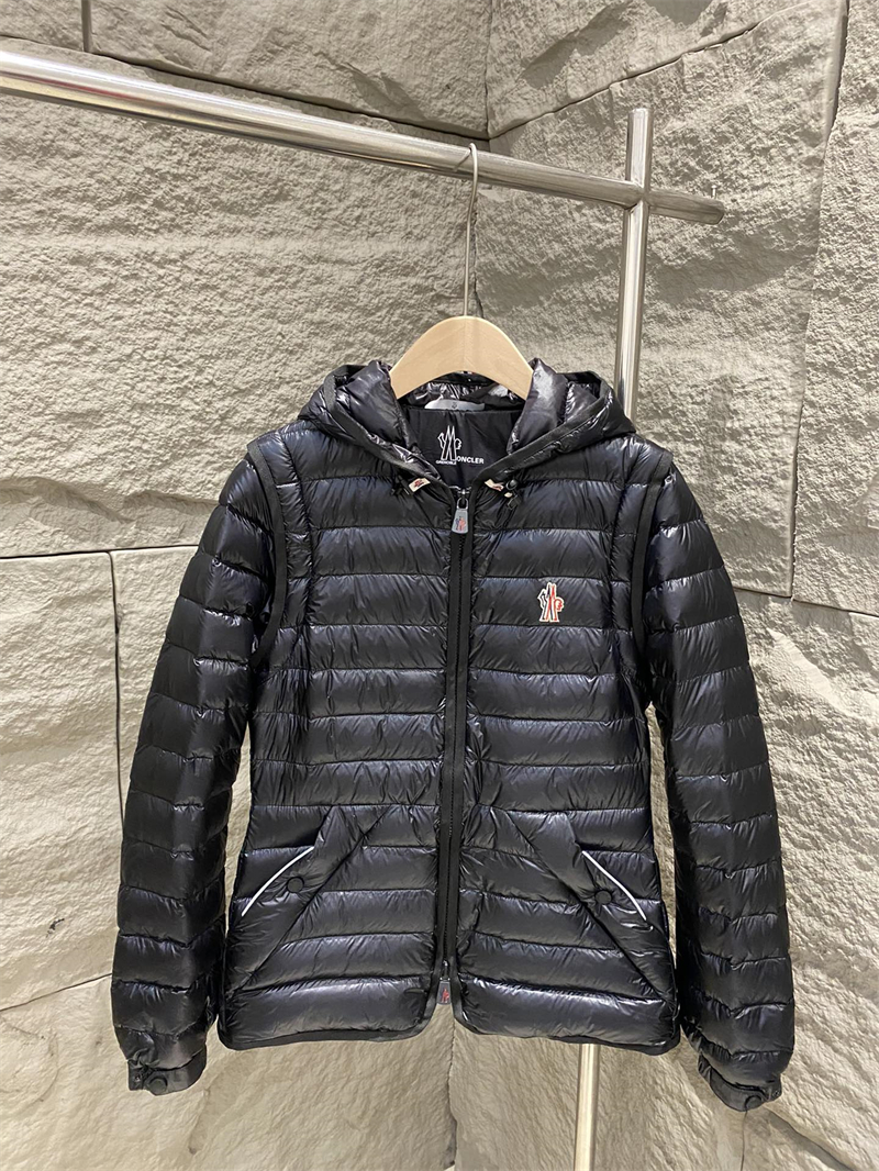 Moncler 몽클레어 그레노블 Karura 카루라 후드 숏 다운 자켓 레플리카 11번 이미지 - 의류 | 세미샵 레플리카 사이트