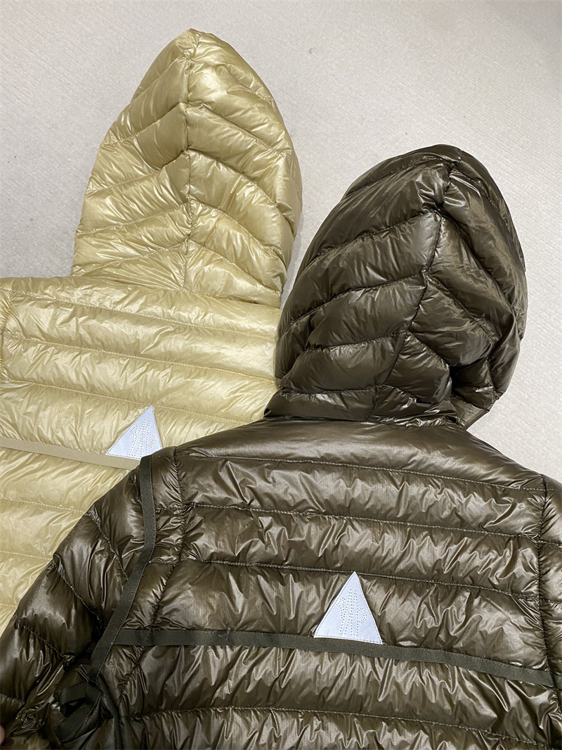 Moncler 몽클레어 그레노블 Karura 카루라 후드 숏 다운 자켓 레플리카 13번 이미지 - 의류 | 세미샵 레플리카 사이트