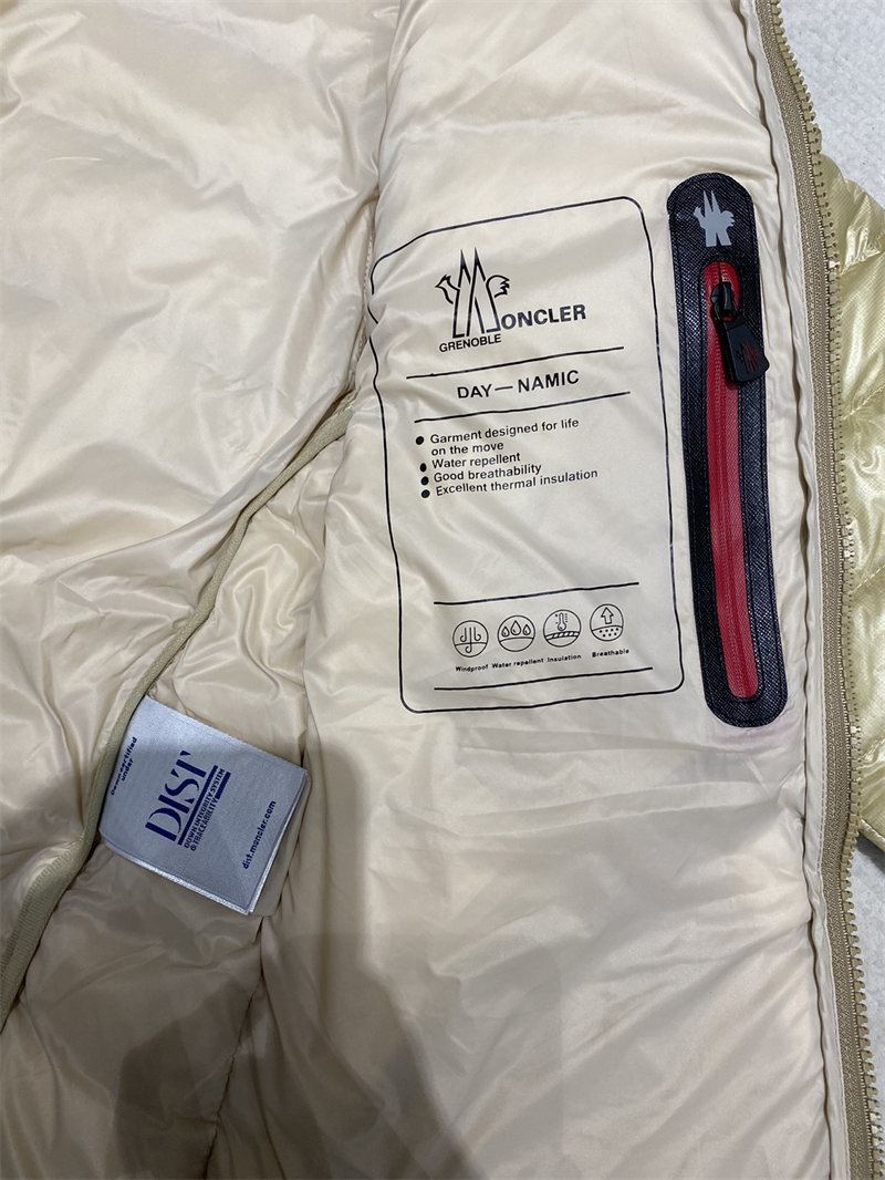 Moncler 몽클레어 그레노블 Karura 카루라 후드 숏 다운 자켓 레플리카 20번 이미지 - 의류 | 세미샵 레플리카 사이트