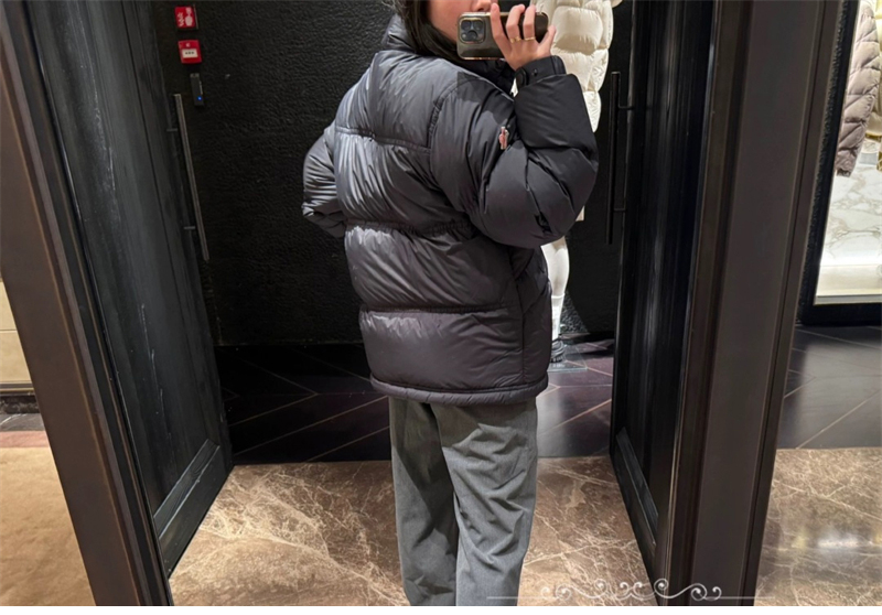 몽클레어 몽클레어 그레노블 Semur 세르누르 숏 다운 패딩 자켓 레플리카 14번 이미지 - 의류 | 세미샵 레플리카 사이트