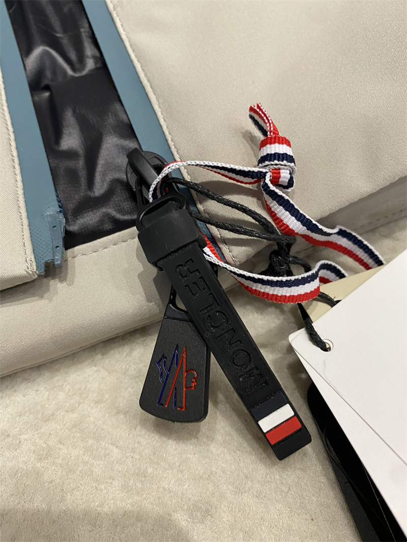 Moncler 몽클레어 그레노블 쉽톤 윈드브레이커 후드 블랙 레플리카 18번 이미지 - 의류 | 세미샵 레플리카 사이트