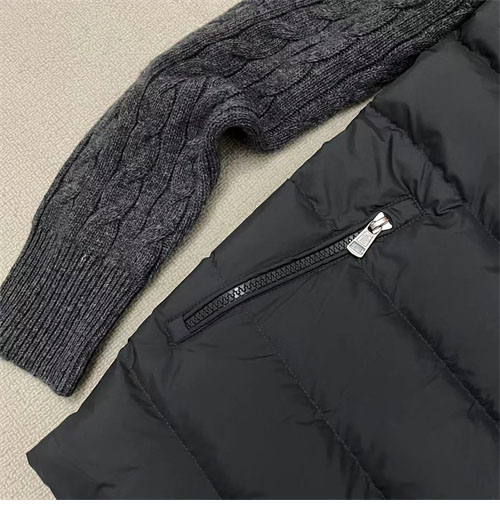 Moncler 몽클레어 디몬트 니트 패널 패딩 자켓 레플리카 14번 이미지 - 의류 | 세미샵 레플리카 사이트